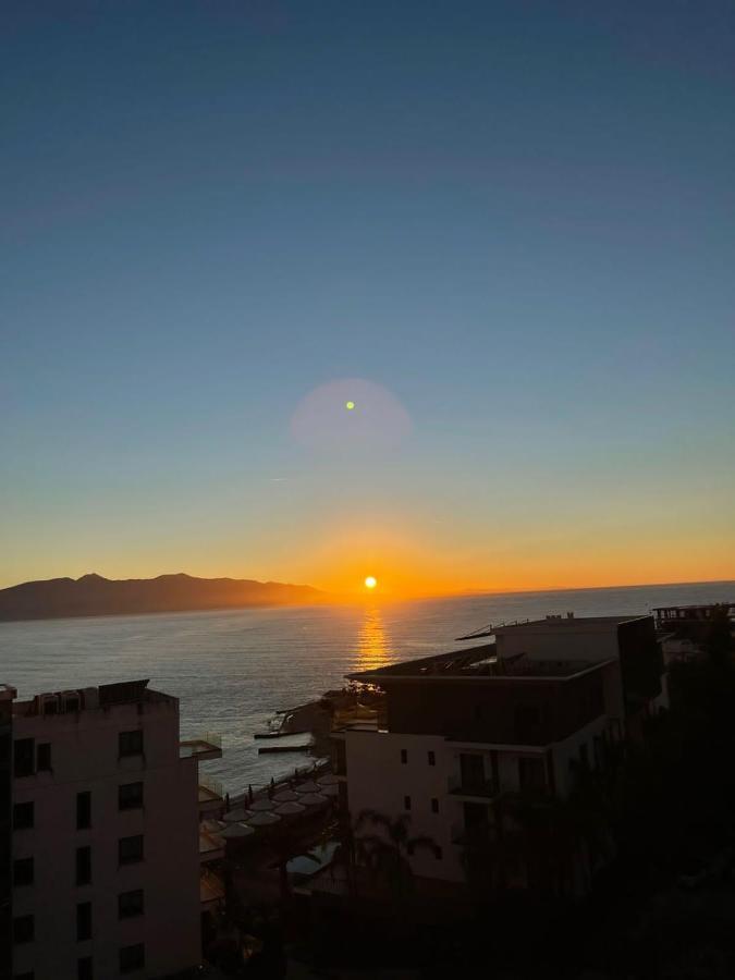 Saranda Lux Apartments Bagian luar foto