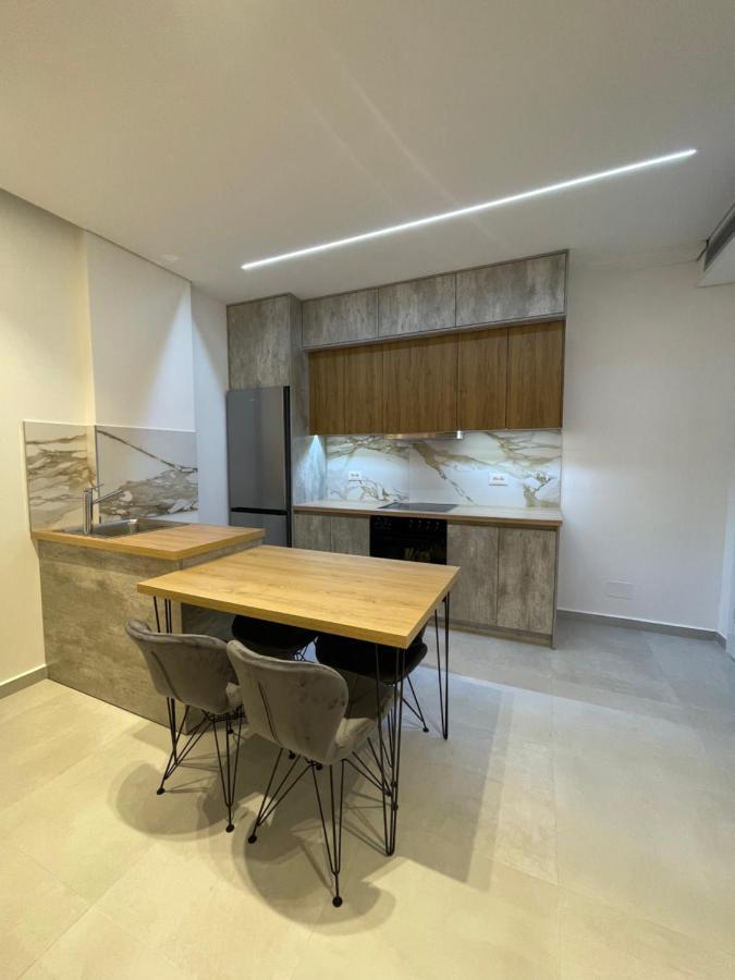 Saranda Lux Apartments Bagian luar foto