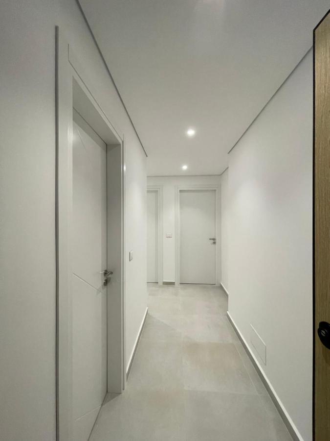 Saranda Lux Apartments Bagian luar foto