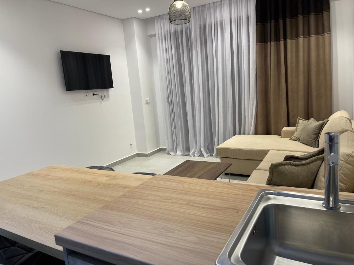 Saranda Lux Apartments Bagian luar foto